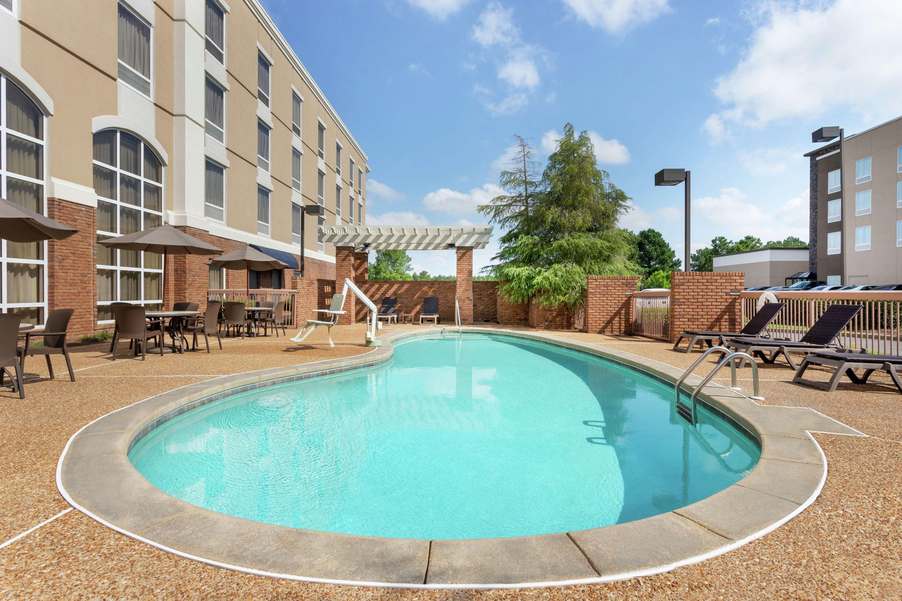 Hampton Inn & Suites Montgomery-Eastchase Buitenkant foto