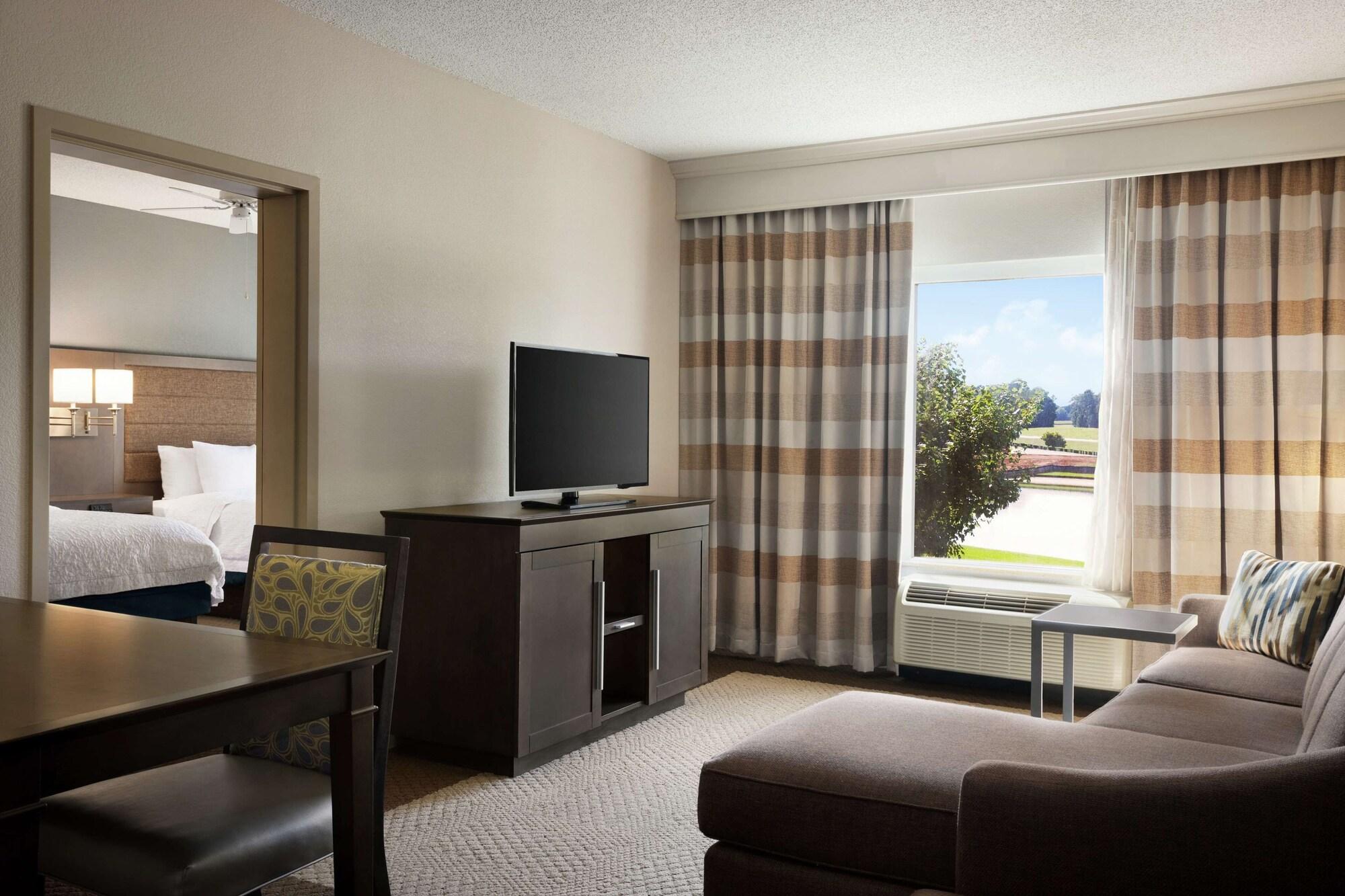 Hampton Inn & Suites Montgomery-Eastchase Buitenkant foto