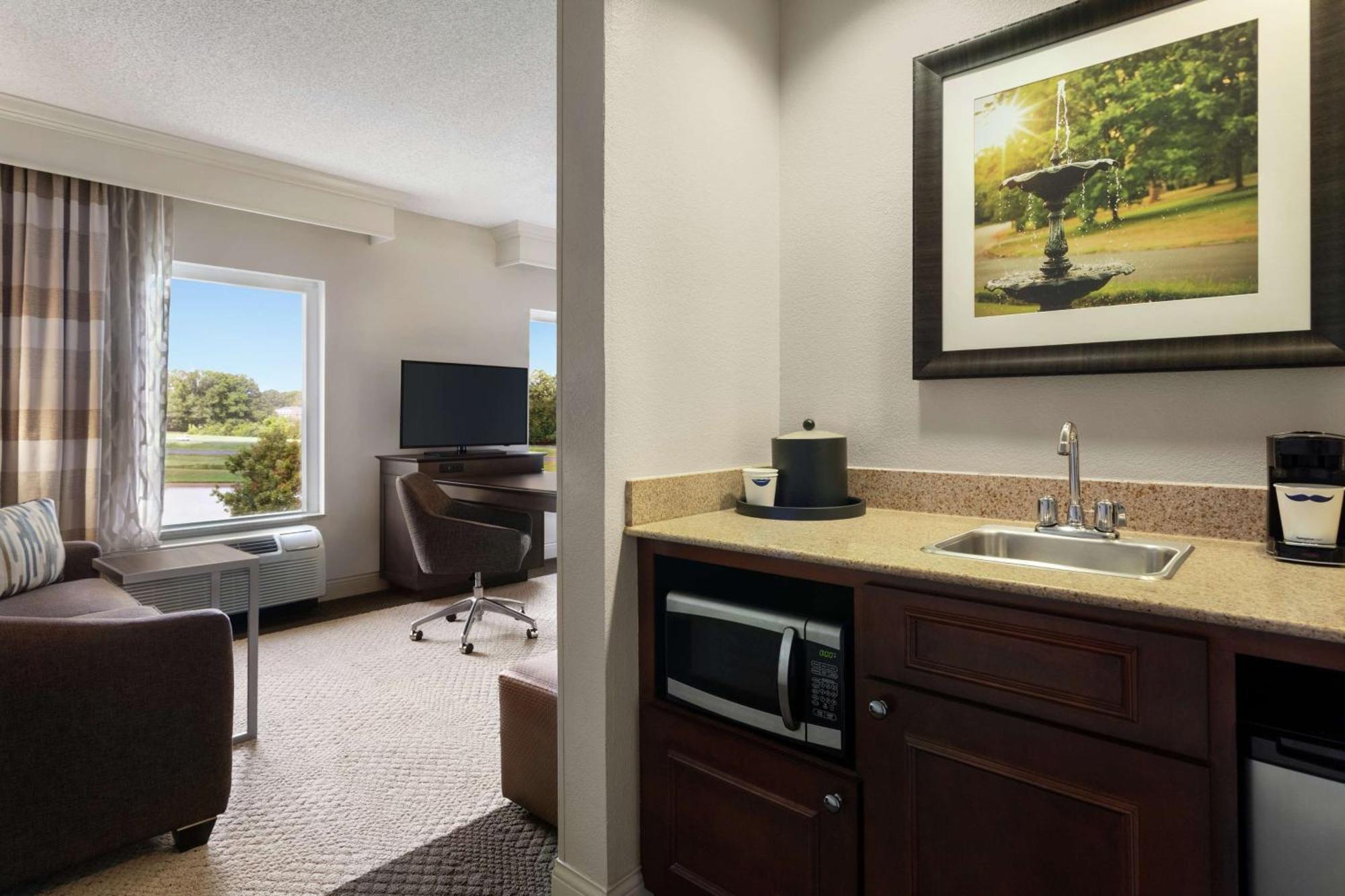 Hampton Inn & Suites Montgomery-Eastchase Buitenkant foto