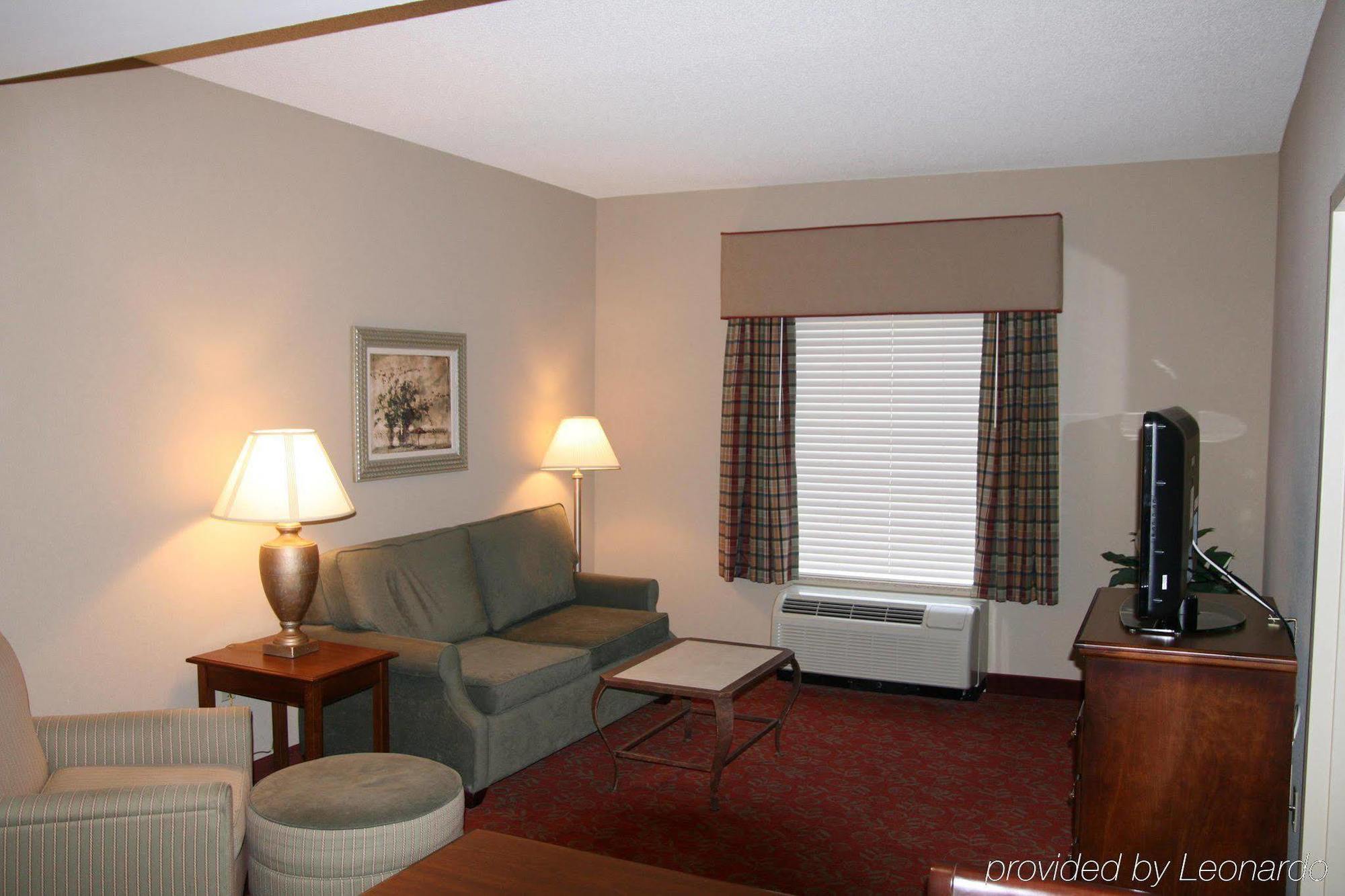 Hampton Inn & Suites Montgomery-Eastchase Kamer foto